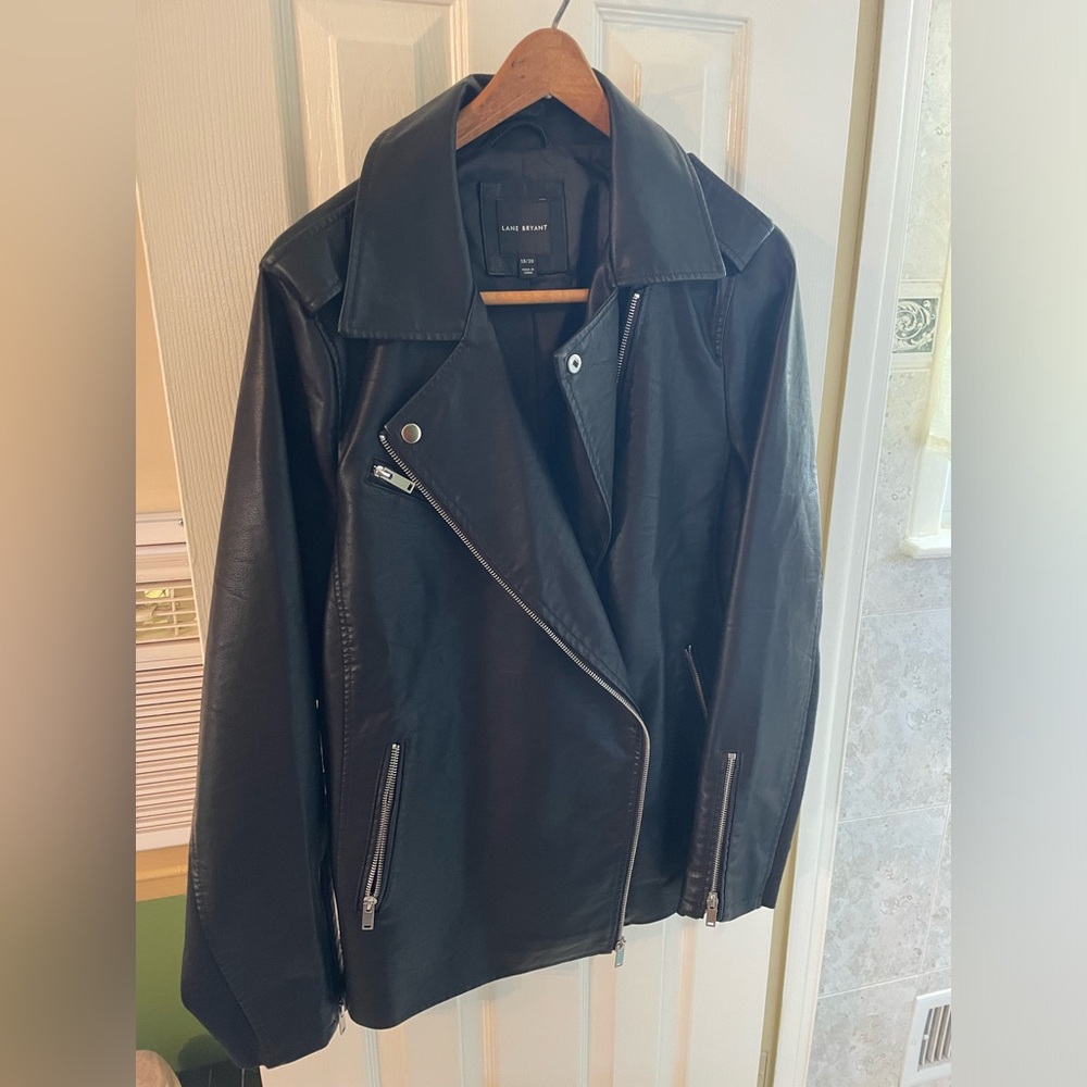 Lane Bryant pleather 3/4 motorcycle jacket. Brand new but no tags. Never worn.